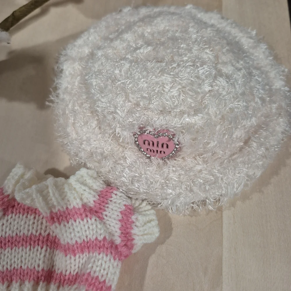 🩷🤍NEW🩷🤍 ADORABLE!! PINK AND CREAM LABUBU 2PC Set With Hat and Sweater ONLY
